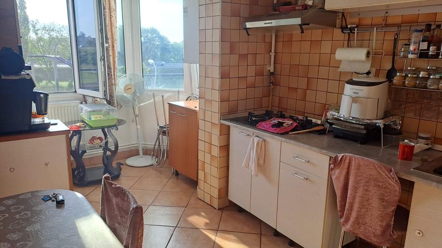 Apartament cu 2 camere decomandat zona Dorally (Cod E5) - 7