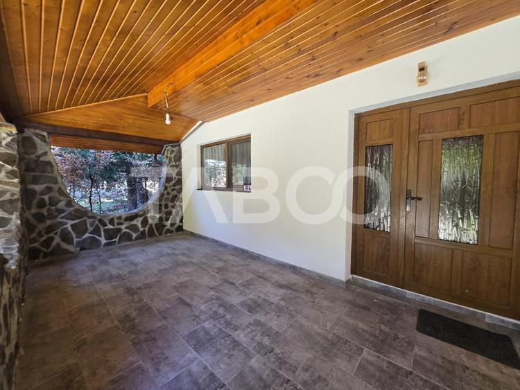 Casa de vacanta de vanzare 278 mpu curte 855mp Valea Avrigului - 8