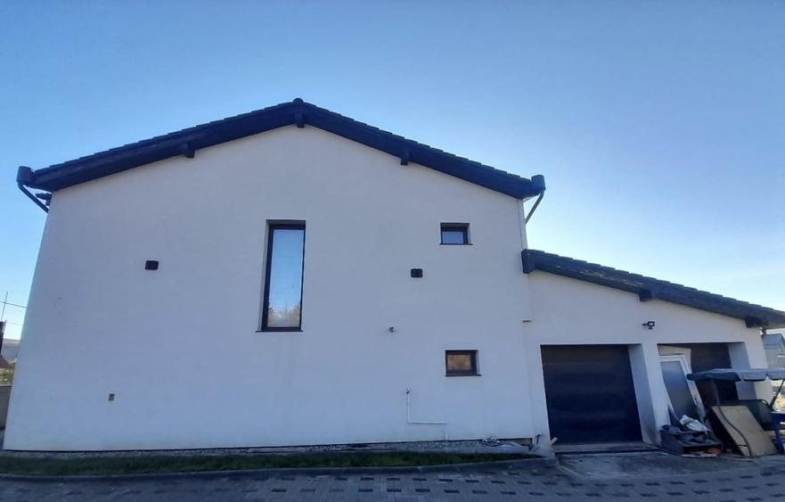 Case individuală, Dezmir, 2 garaje, 500mp teren - 3