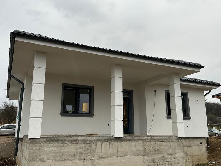 Casa de vanzare -parter-finisata - 7