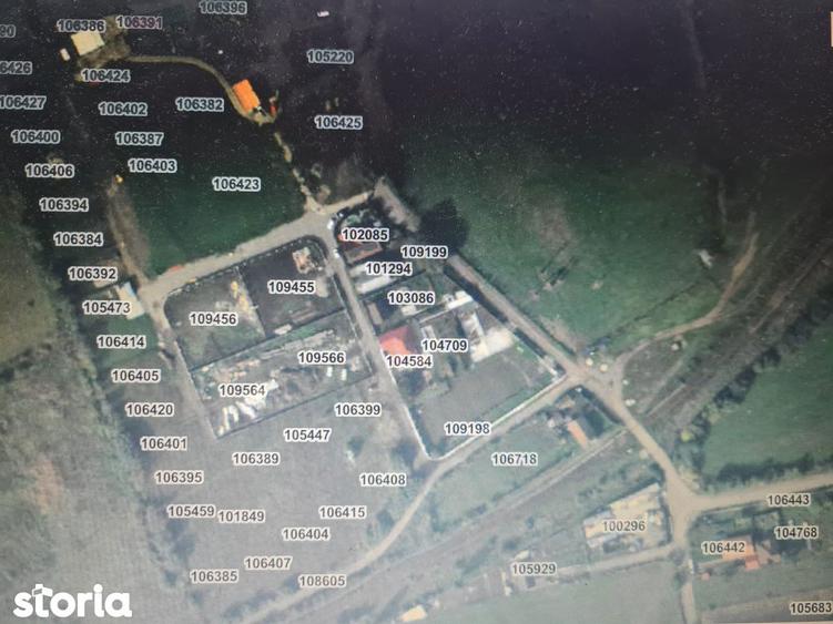 Teren intravilan ingradit cu utilitati trase . - 2