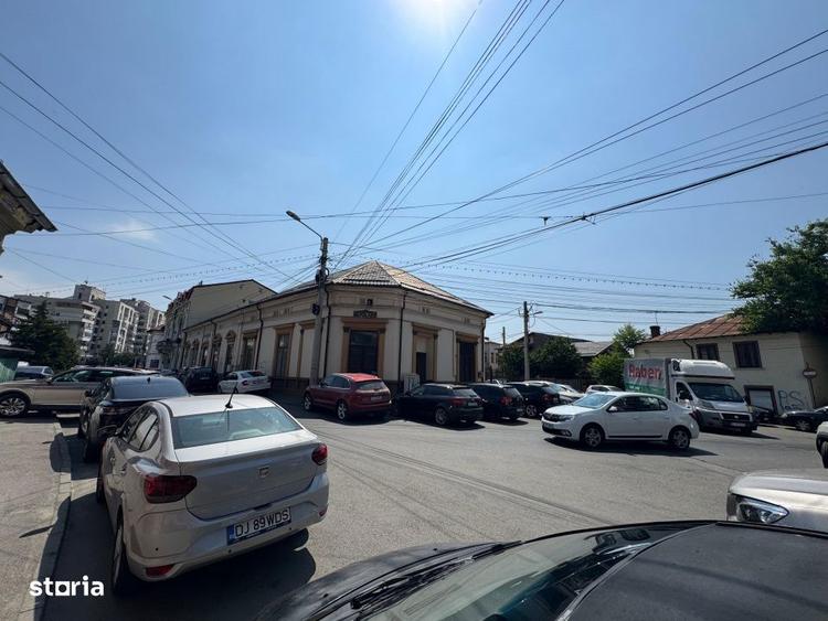 Spatiu comercial Ultracentral stradal,73mp, curte, cu posibilitate ex - 2