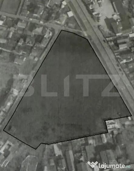 Teren intravilan trilateral construibil 14342 mp, Bariera Va - 4