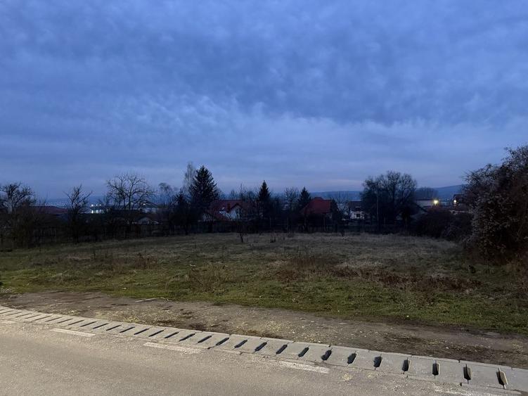 Vand teren intravilan Budeasa Pitesti - 1