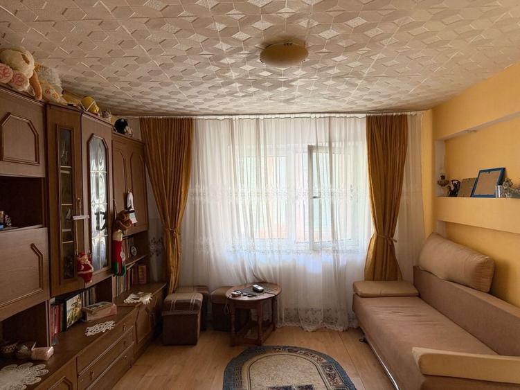 Apt 3 camere, 42,4 mp + balcon, parter, zona Mall, proprietar - 5