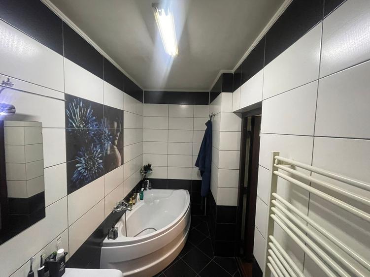 Universitatea Hyperion- Apartament 2 camere la Curte - 19