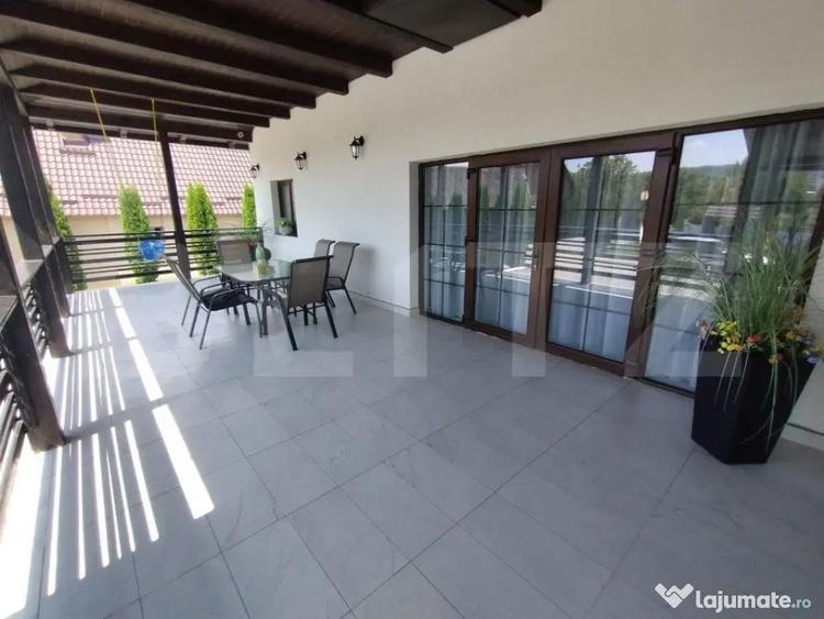 Casa/Pensiune,310mp,zona Jelnei,2800 mp teren,Lac de pesti,i - 18