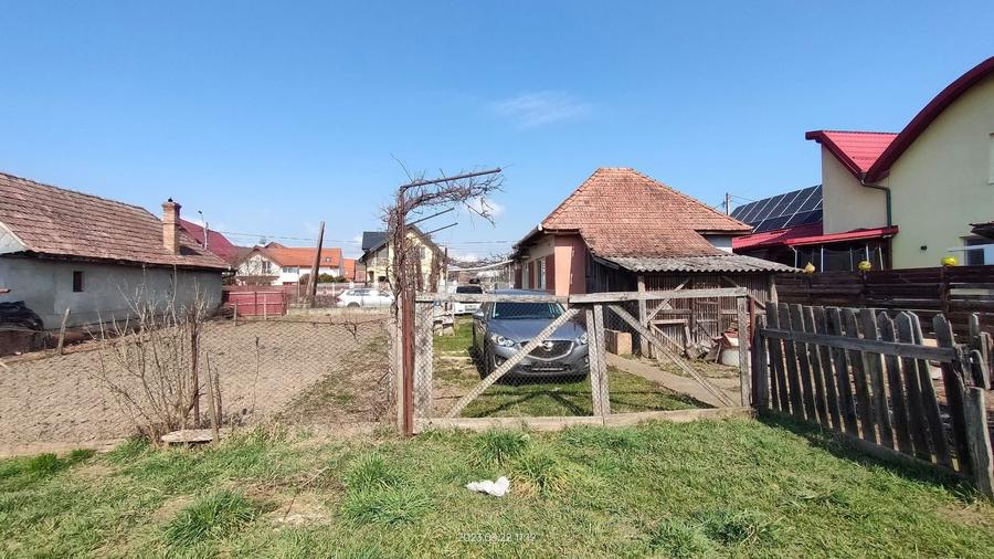 Sancraiu de Mures - 1617 mp - Principala - front 20 metri - 5