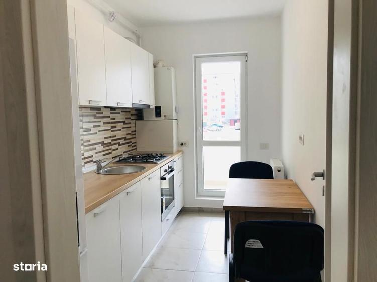 Garsoniera decomandata, metrou Berceni - 4