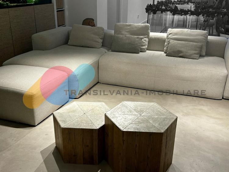 Casa 4 camere, 200mp, smart + panorama superba - zona Wonderland - 2