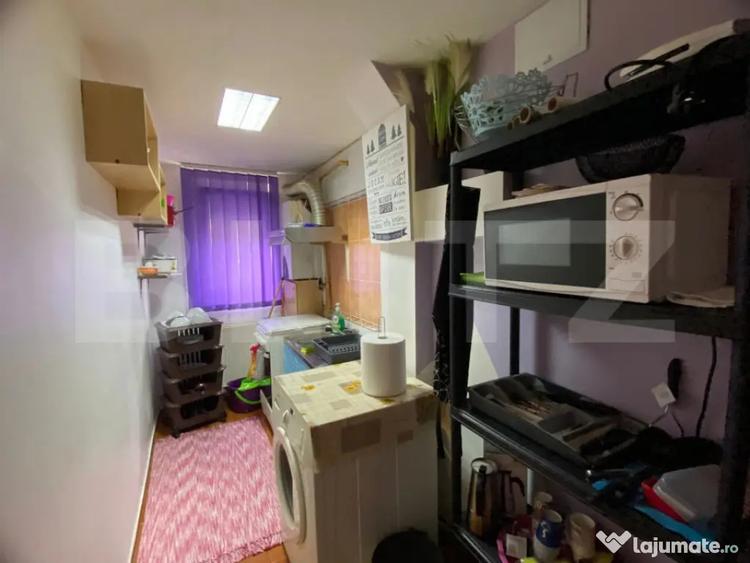 Apartament cu 3 camere decomandat în Central