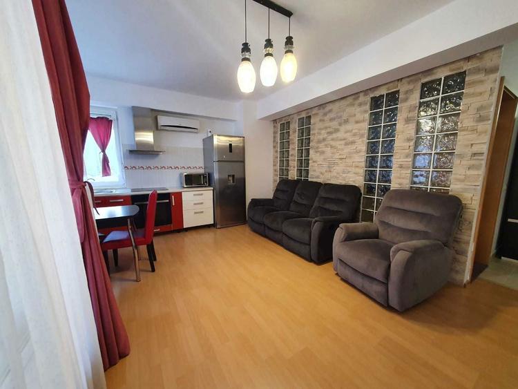 Apartament 3 camere- 68 mp utili + balcon 5 mp_ decomandat- bloc nou - 6