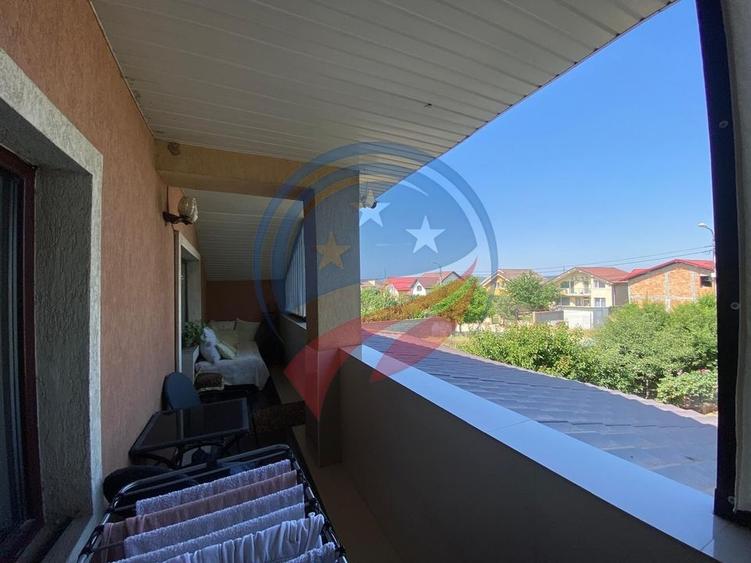 CASA DEOSEBITA APROAPE DE PROMENADA IN EUROCARTIER - 12