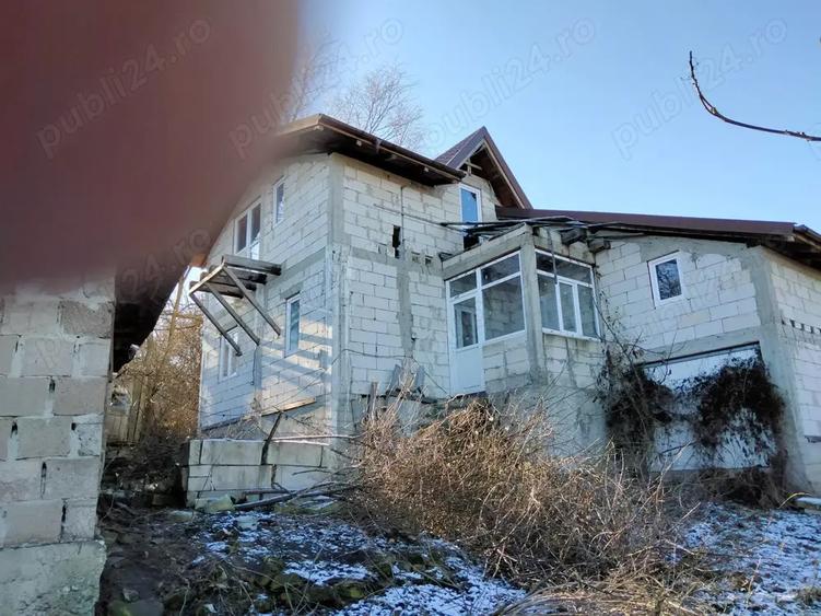 Proprietar vinde casa si teren in Sarata Deal Nou ,Bacau. - 9