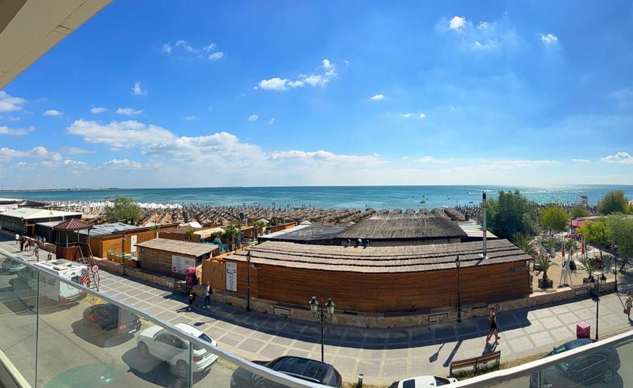 Prima linie -Vedere Frontala la Mare - Apartament in Mamaia Nord - 3