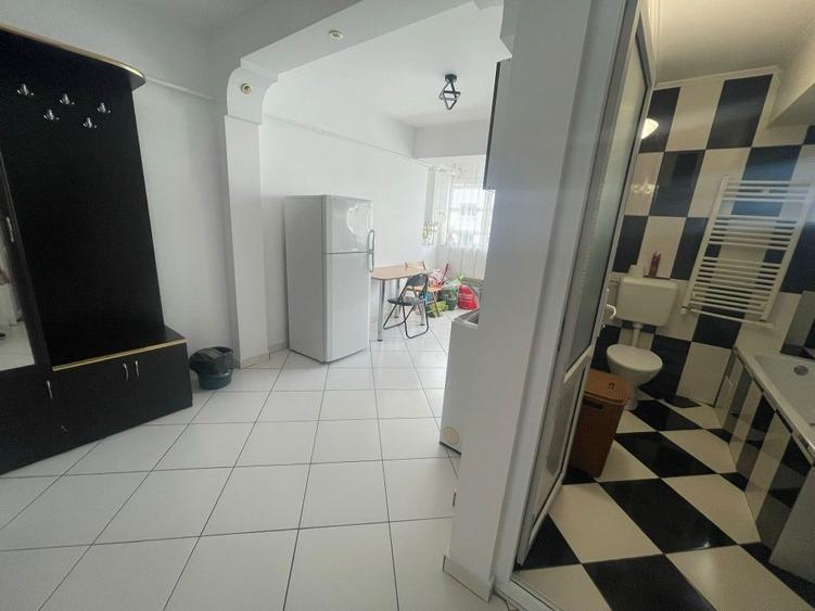 Inchiriez garsoniera - 3