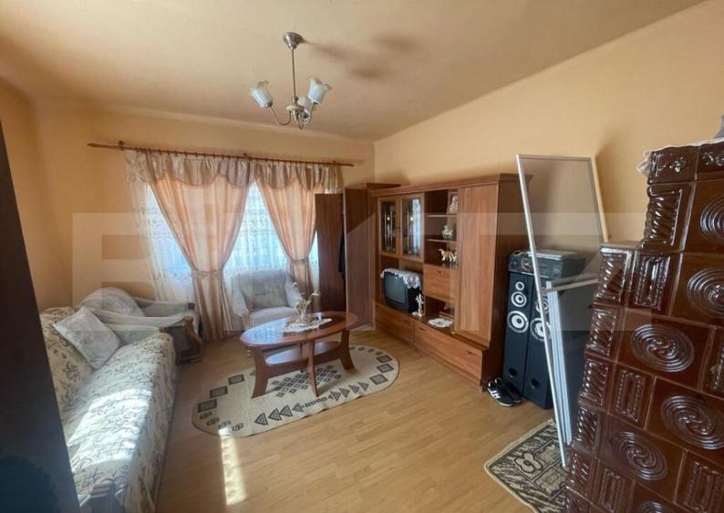 Casa cu 2 camere, 91 mp, teren 3.400 mp, zona comuna Apa - 2