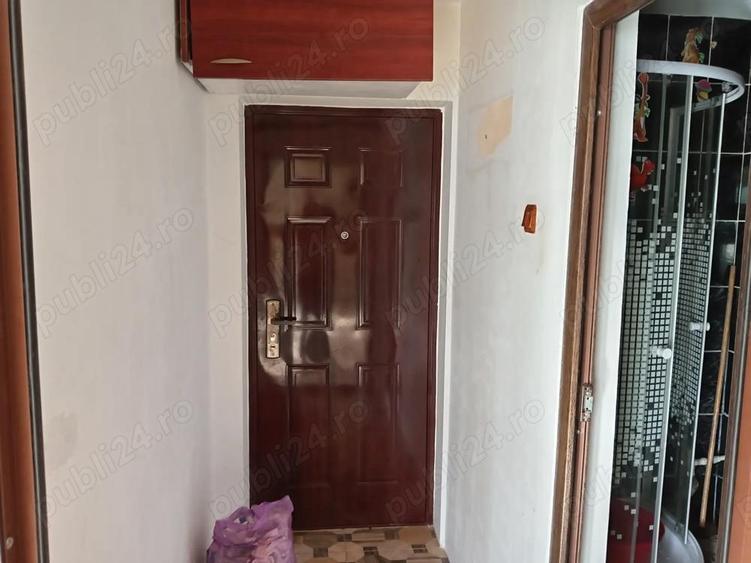 Vind garsoniera Mangalia 28Mp situata intr-o vila de apartamente ?i garsoniere Et2 str. ?epe? Voda - 8