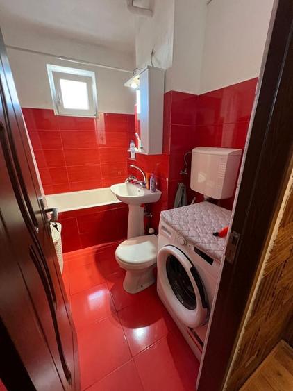 Apartament de vanzare - 4