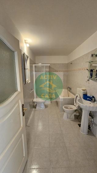 Casa din cramida, zona Tamaseni,Neamt - 9