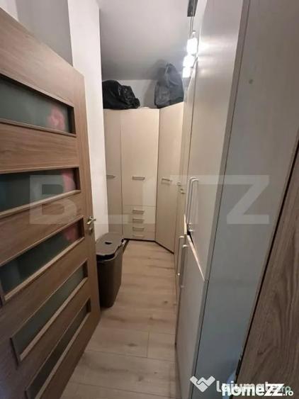 Apartament cu 3 camere decomandat în Plopilor