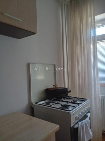 De vanzare apartament cu 2 camere,Bulevardul Unirii, Focsani
