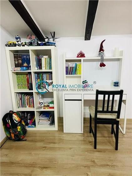 Royal Imobiliare - Vanzare Vila cu 6 camere zona B-dul Bucuresti - 7