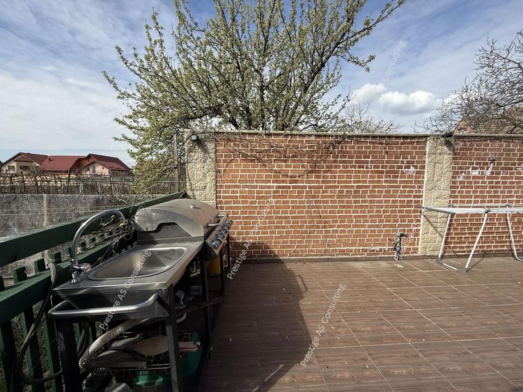 Vila individuala renovata complet | 6 camere | 500 mp teren | Str Jean Monnet - 11