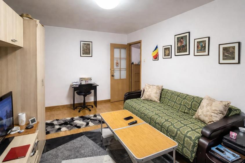 INEL I - GALERIILE SOVEJA- APARTAMENT CU 2 CAMERE MOBILAT CENTRALA GAZ - 1