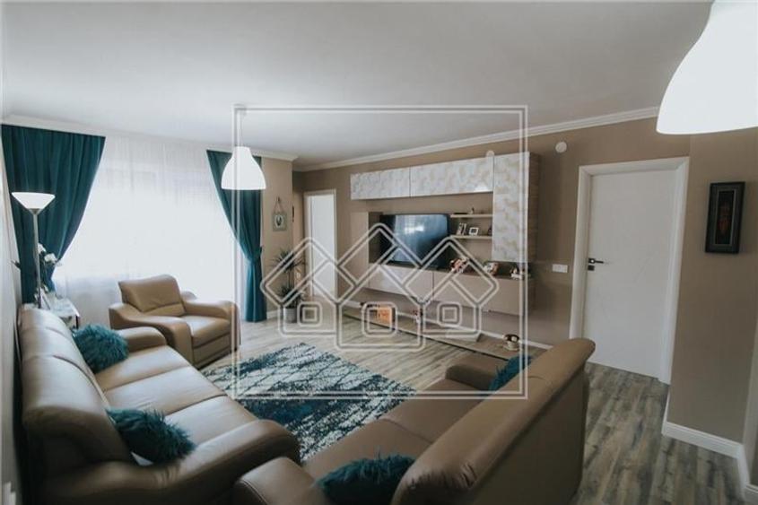 Apartament de vanzare in Sibiu-3 camere, 2 balcoane si garaj subteran - 2