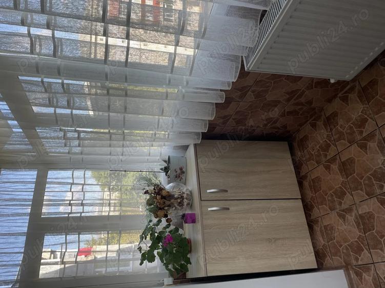 Vand apartament 2 camere, etaj 3 - 10