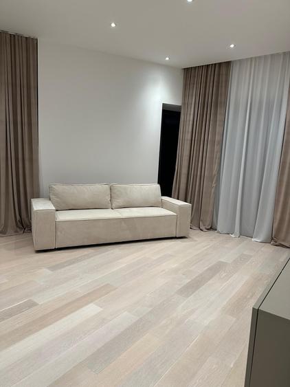Apartament cu 3 camere decomandat, mobilat în Barbu Văcărescu