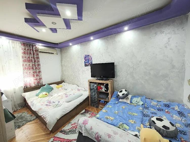 Vand apartament 2 camere in Hunedoara, zona OM. Pret 55000 EUR negociabil - 2