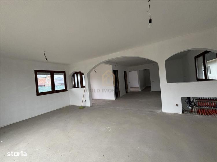 Casa pe un nivel de vanzare - 9