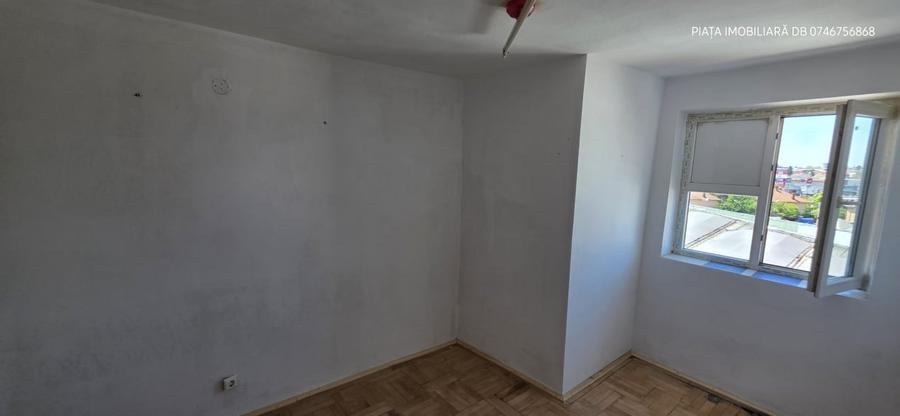 Apartament 4 Camere – Vedere Panoramică pe 2 zone diferite – Zona Piața 1 Mai - 8