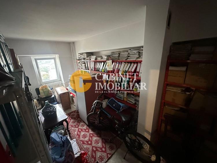 Apartament 3 camere DECOMANDAT - Pacurari - 9