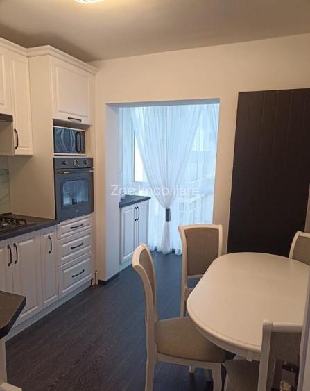 De vanzare apartament cu 3 camere in Sfantu Gheorghe. De vanzare apartament cu 3 camere in Sfantu Gheorghe.