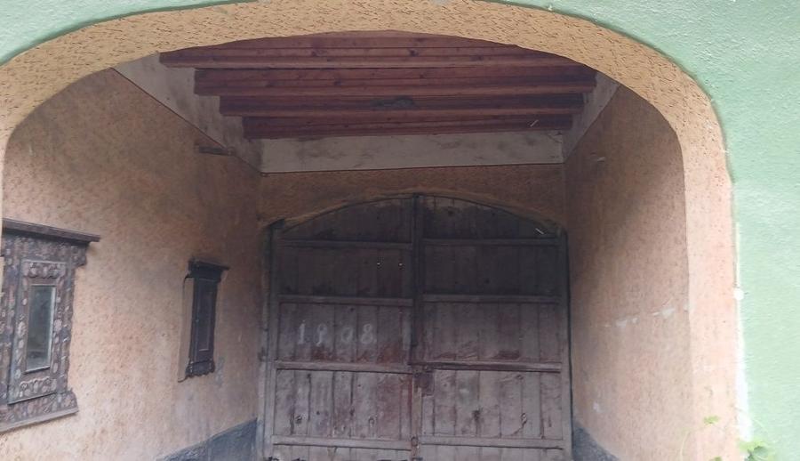 Casă cu 4 camere în Dorolea