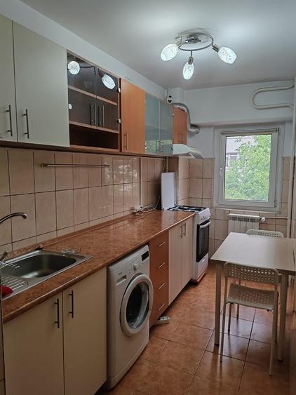 Lacul Tei, inchiriez garsoniera spatioasa 43 mp - 3