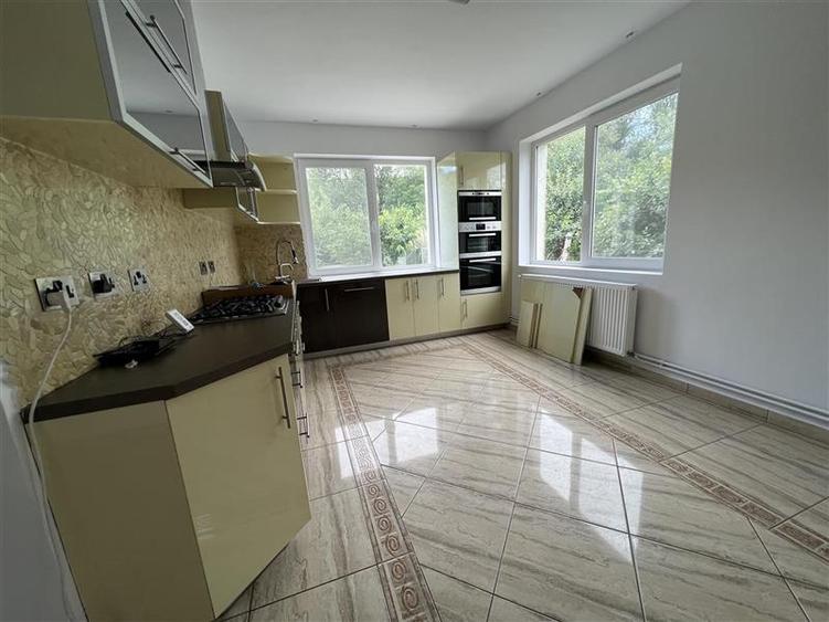 Inchiriere casa mobiata, utilata  zona Lidl - 1