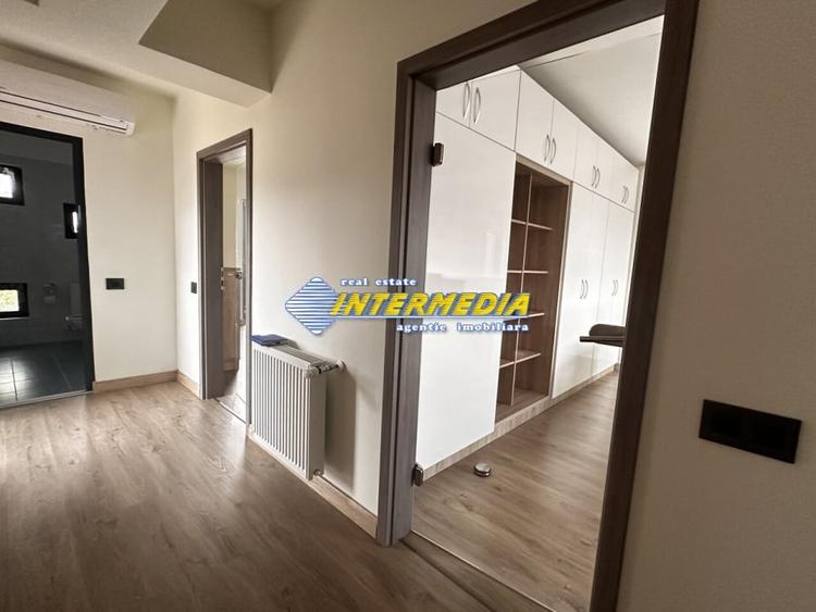 560 mp Hala Depozit Productie Servici cu Birouri curte teren 1035 mp si panouri - 2