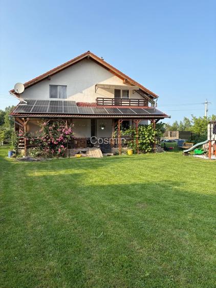 Casa 235 mp utili, Terasa 50, 1702 Teren, 50 deschidere, magazii, beci Casa 235 mp utili, Terasa 50, 1702 Teren, 50 deschidere, magazii, beci