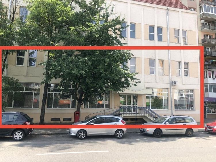 SPATIU COMERCIAL CU DESCHIDERE 30 ML LA BULEVARDUL REVOLUTIEI - 1