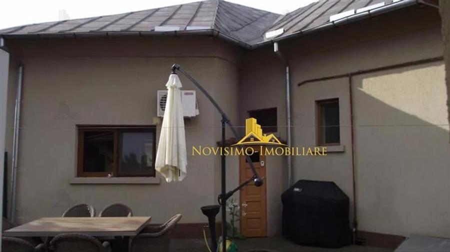 VILA  IN ZONA CENTRALA , MOBILATA UTILATA - 2