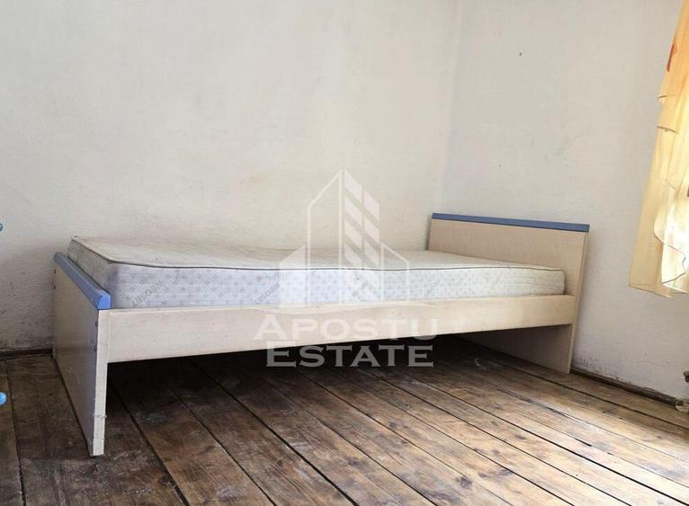 Casa de vanzare in Curtici. - 2