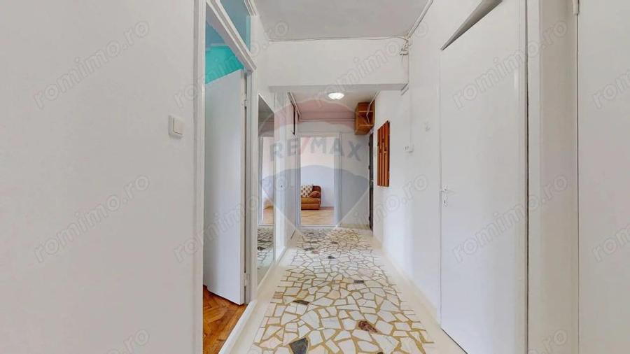 Apartament 3 camere Calea Bucure?ti - 1