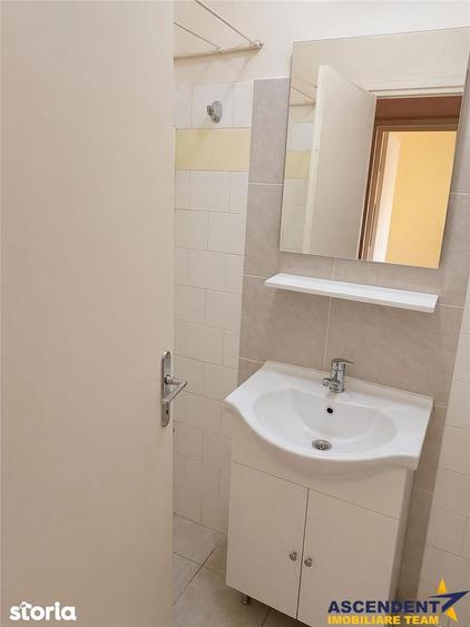 Garsoniera decomandata, etaj2, bloc apartamente, Astra, Brasov - 5