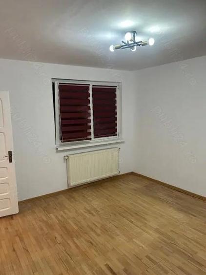 Casa curte sediu firma birouri 4 camere + parcare, metrou Cranga?i Petrache Poenaru - 1