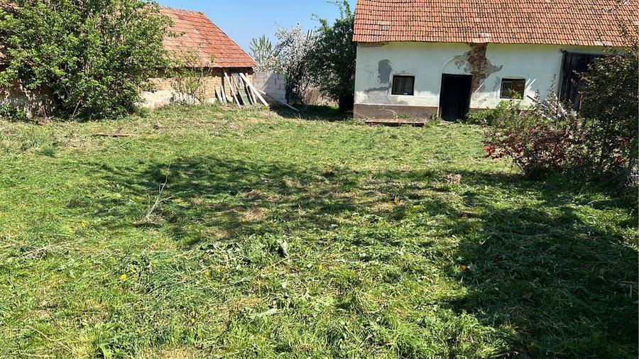 Casa de vanzare! Propietate ideala! - 2