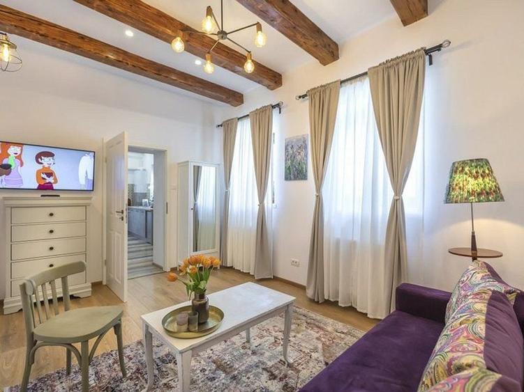 Proprietate unica de inchiriat | Ultra-central, la 2 minute de Piata Sfatului - 3